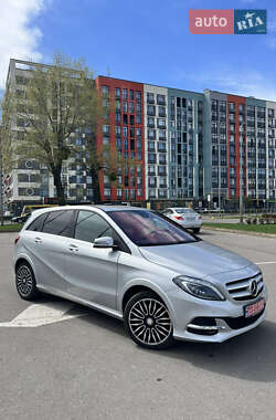 Хэтчбек Mercedes-Benz B-Class 2015 в 