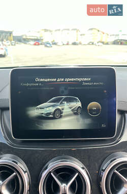 Хэтчбек Mercedes-Benz B-Class 2015 в 