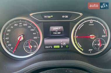 Хэтчбек Mercedes-Benz B-Class 2015 в 