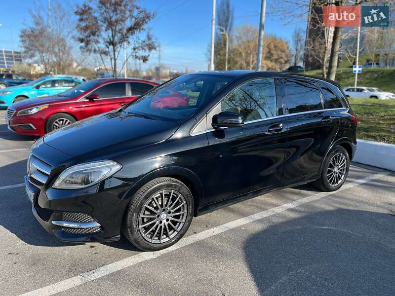 Mercedes-Benz B-Class 2017