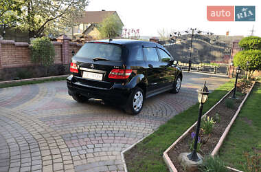 Хэтчбек Mercedes-Benz B-Class 2008 в 