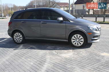 Хэтчбек Mercedes-Benz B-Class 2015 в 