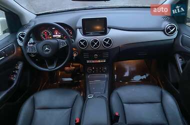 Mercedes-Benz B-Class 2015 Mercedes-Benz B-Class 2015