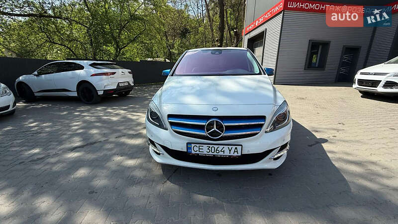Хетчбек Mercedes-Benz B-Class 2015 в Чернівцях