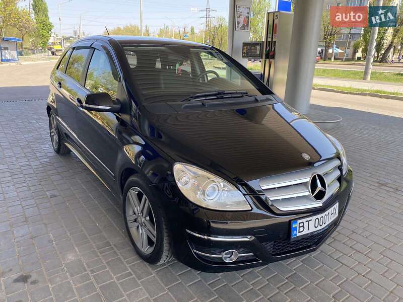 Хетчбек Mercedes-Benz B-Class 2010 в Миколаєві