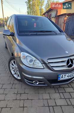 Хетчбек Mercedes-Benz B-Class 2008 в 