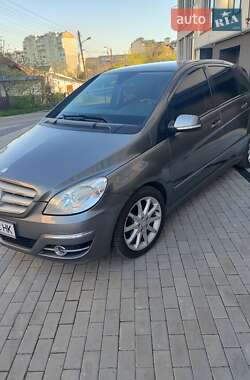 Хетчбек Mercedes-Benz B-Class 2008 в 