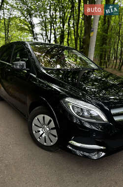 Хэтчбек Mercedes-Benz B-Class 2015 в 