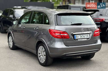 Хэтчбек Mercedes-Benz B-Class 2014 в 