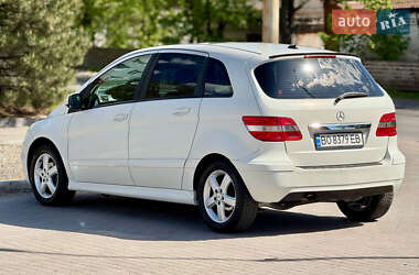 Хетчбек Mercedes-Benz B-Class 2008 в 