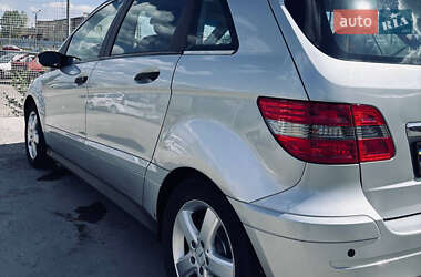 Хетчбек Mercedes-Benz B-Class 2006 в 