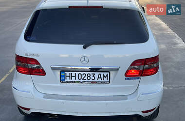 Хетчбек Mercedes-Benz B-Class 2010 в 