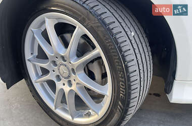Хетчбек Mercedes-Benz B-Class 2010 в 