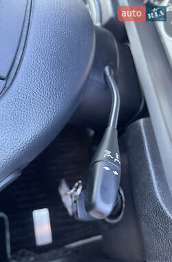 Хетчбек Mercedes-Benz B-Class 2010 в 