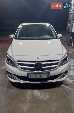 Mercedes-Benz B-Class 2016 Mercedes-Benz B-Class 2016