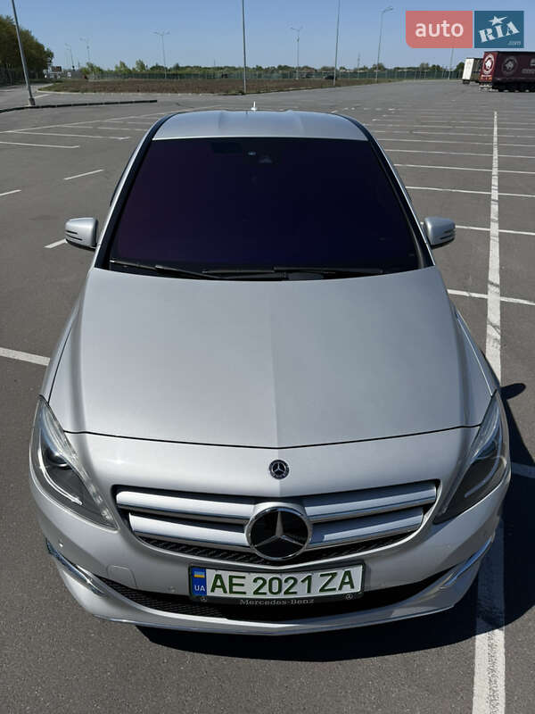Хетчбек Mercedes-Benz B-Class 2017 в Дніпрі