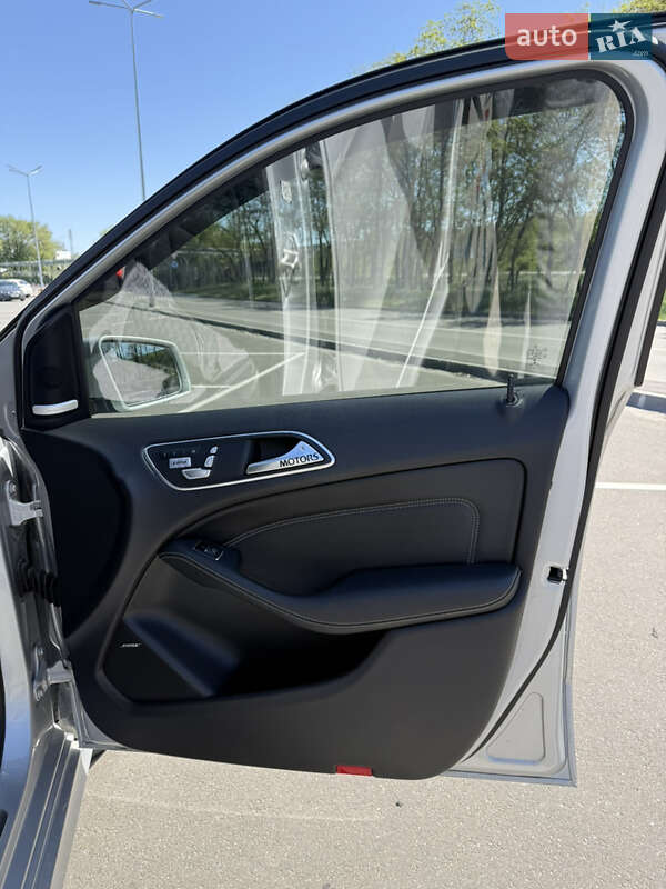 Хетчбек Mercedes-Benz B-Class 2017 в Дніпрі