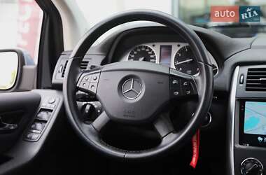 Хетчбек Mercedes-Benz B-Class 2010 в 