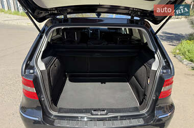 Хэтчбек Mercedes-Benz B-Class 2011 в 