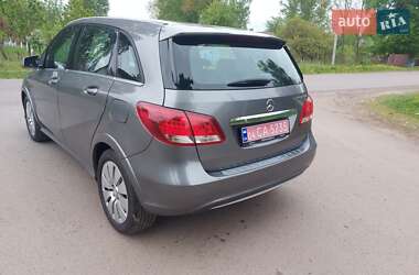 Хэтчбек Mercedes-Benz B-Class 2015 в 