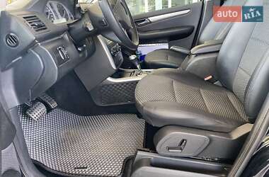 Хэтчбек Mercedes-Benz B-Class 2010 в 