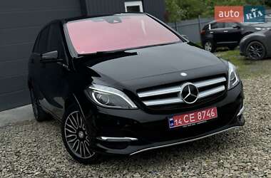 Хетчбек Mercedes-Benz B-Class 2016 в 