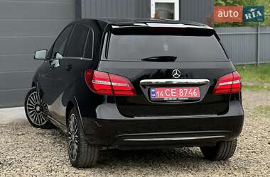 Хетчбек Mercedes-Benz B-Class 2016 в 