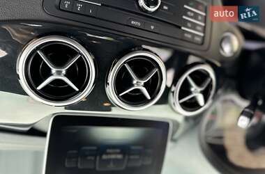 Хетчбек Mercedes-Benz B-Class 2016 в 