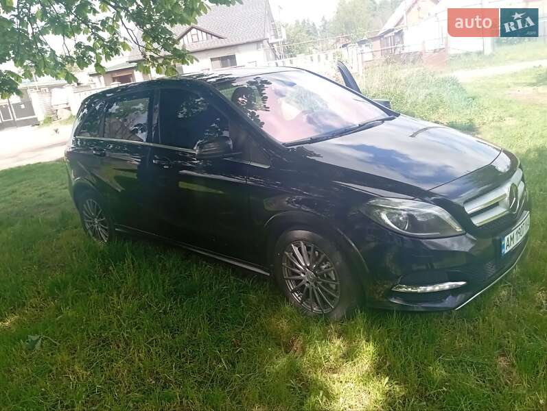 Хэтчбек Mercedes-Benz B-Class 2015 в Коростене