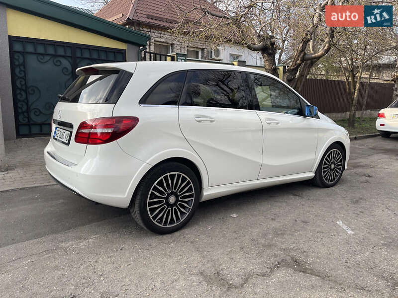 Хетчбек Mercedes-Benz B-Class 2015 в Дніпрі