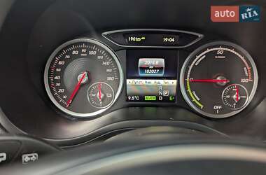 Хэтчбек Mercedes-Benz B-Class 2016 в 