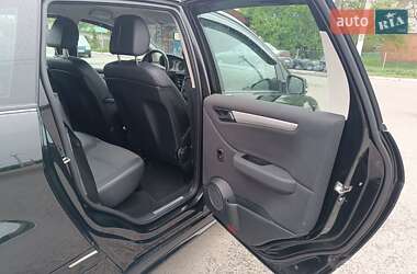Хэтчбек Mercedes-Benz B-Class 2009 в 