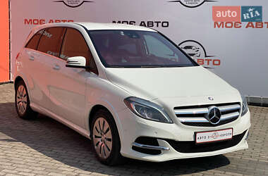 Хэтчбек Mercedes-Benz B-Class 2015 в 