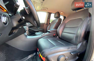 Хэтчбек Mercedes-Benz B-Class 2015 в 