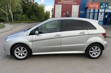 Хетчбек Mercedes-Benz B-Class 2006 в 
