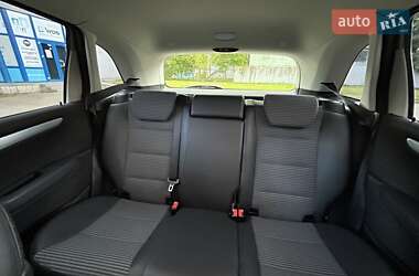 Хетчбек Mercedes-Benz B-Class 2006 в 