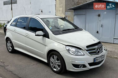 Mercedes-Benz B-Class 2011 Mercedes-Benz B-Class 2011