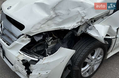 Хетчбек Mercedes-Benz B-Class 2011 в 