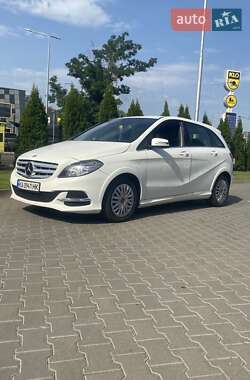 Mercedes-Benz B-Class 2014