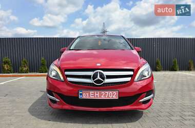 Хэтчбек Mercedes-Benz B-Class 2016 в 