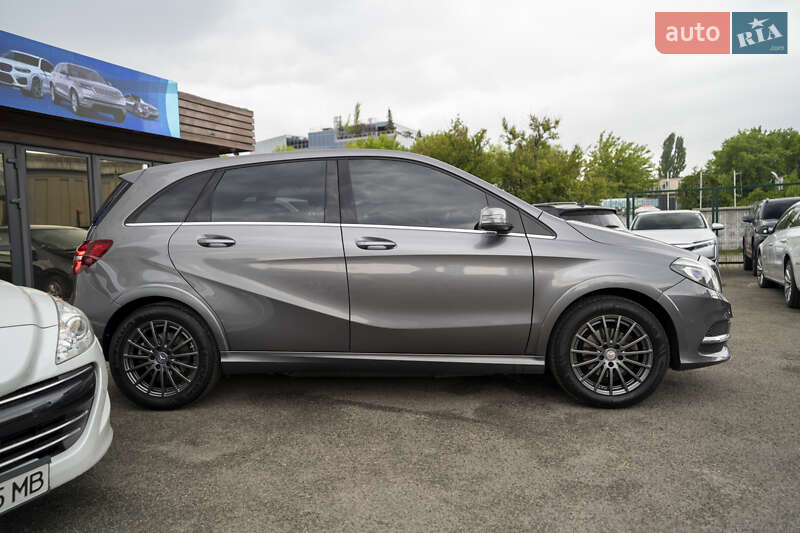 Хэтчбек Mercedes-Benz B-Class 2015 в Киеве