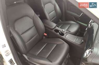 Хэтчбек Mercedes-Benz B-Class 2015 в 