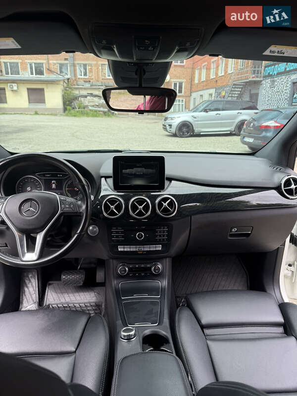 Хэтчбек Mercedes-Benz B-Class 2017 в Ивано-Франковске