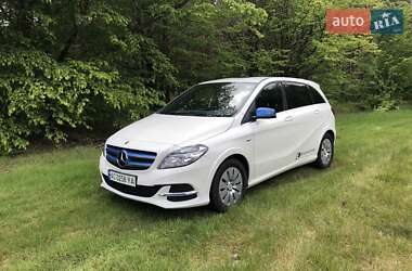 Хетчбек Mercedes-Benz B-Class 2017 в Камені-Каширському