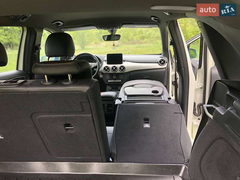 Хэтчбек Mercedes-Benz B-Class 2017 в Камне-Каширском