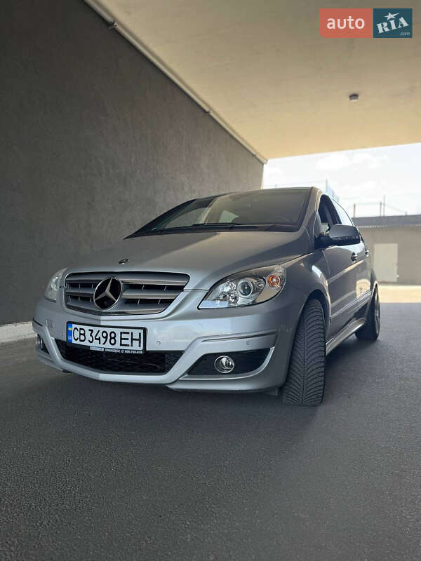 Хэтчбек Mercedes-Benz B-Class 2009 в Чернигове фото 5 Хэтчбек Mercedes-Benz B-Class 2009 в Чернигове