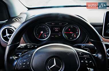 Хэтчбек Mercedes-Benz B-Class 2015 в 