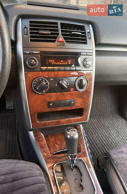 Хетчбек Mercedes-Benz B-Class 2006 в 