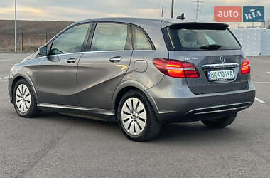 Mercedes-Benz B-Class 2017 Mercedes-Benz B-Class 2017