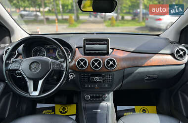 Хэтчбек Mercedes-Benz B-Class 2014 в 